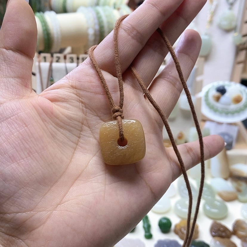 【闪购商品】和田玉未镶嵌颈饰