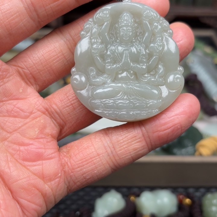 和田玉吊坠未镶嵌