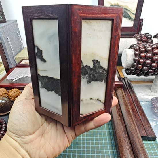 六角云石芯紫檀笔筒