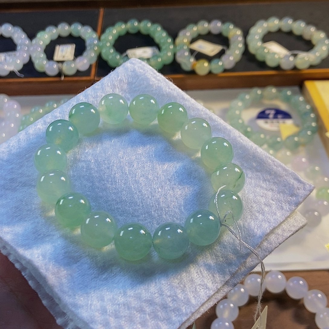 定制翡翠未镶嵌翡翠手串卡12+