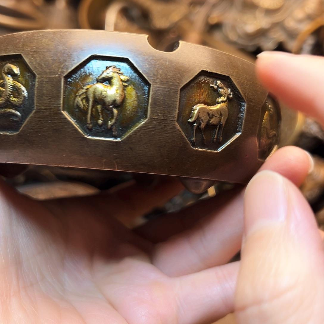 精美铜器工艺品等