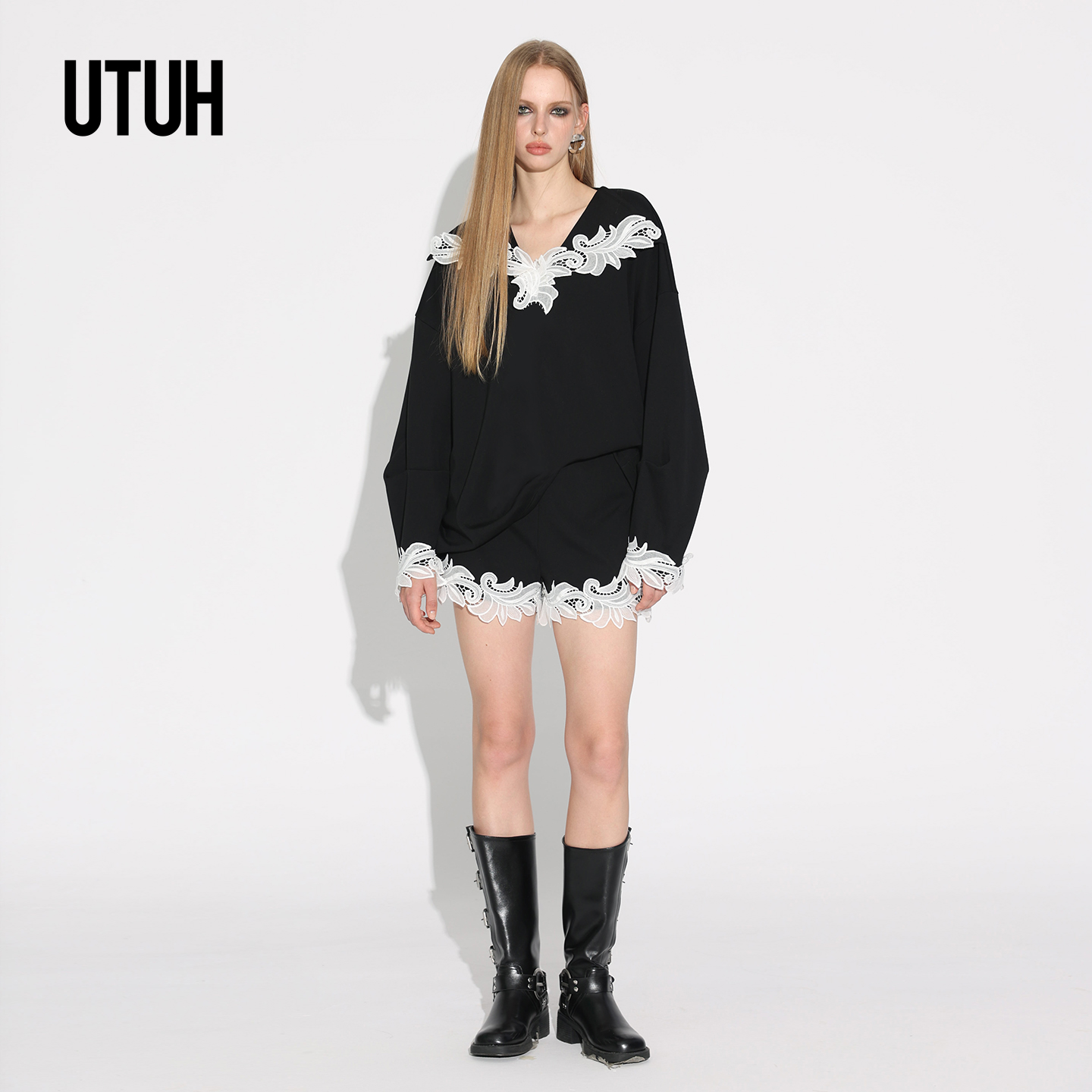 UTUH黑白拼蕾丝法式秋冬休闲套装浪漫精致 TDWWW2N472 TDWWW2D473