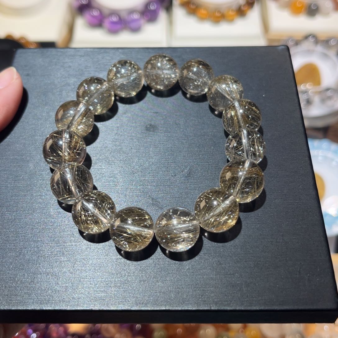 水晶手串未镶嵌l****u银发