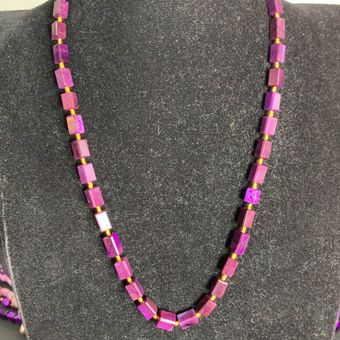 苏纪石（舒俱来）老油紫方糖项链未镶嵌