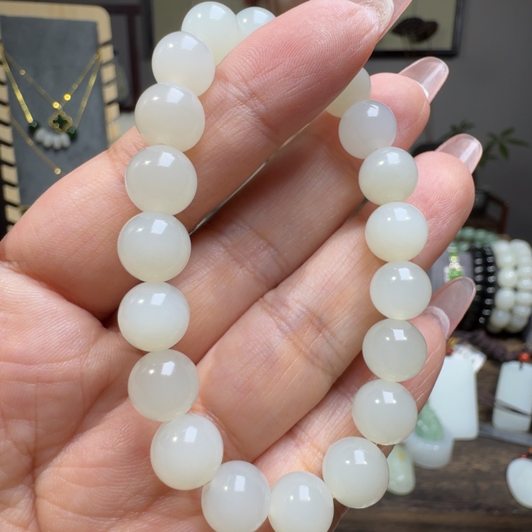 和田玉手串未镶嵌