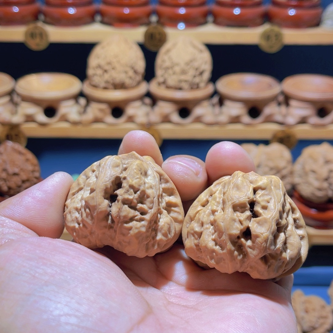 顺***风文玩核桃吊坠蛤蟆头