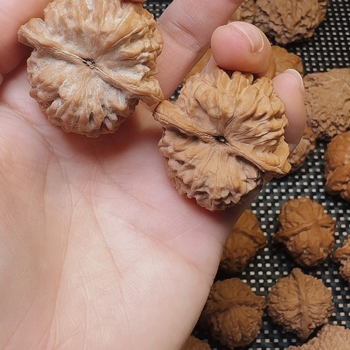 文玩核桃吊坠c***n金锭元宝36