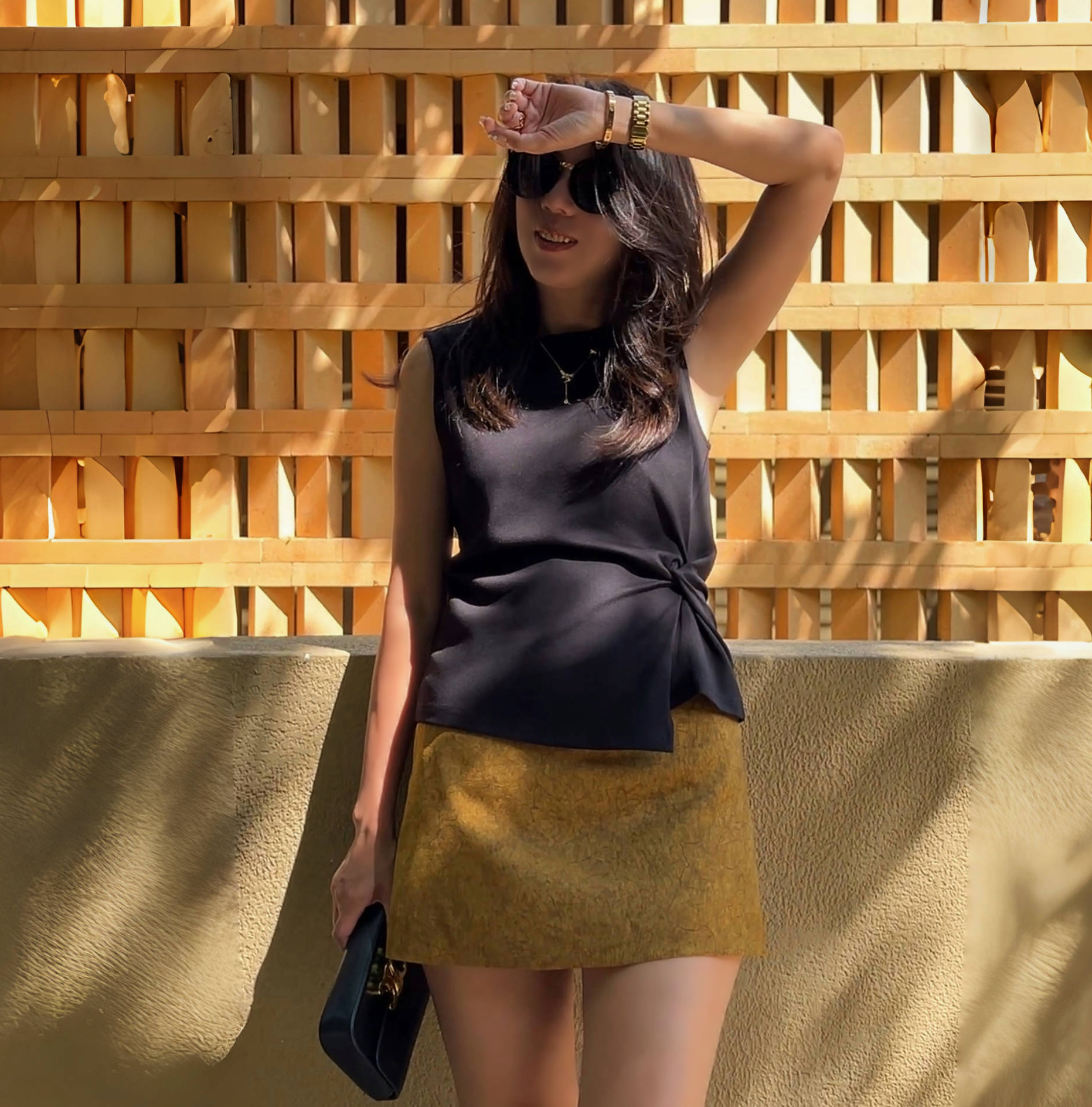 2%Moozza【梵高甚视】法意风 极简高级显瘦遮肚腩百搭上衣 -2535#