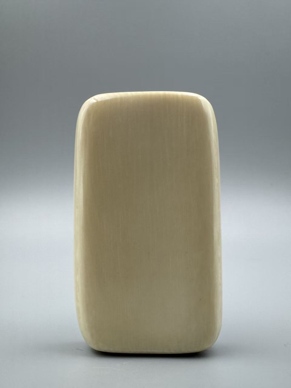 M50650 天然猛犸 带皮果冻料 原皮肥皂块  底部满纹