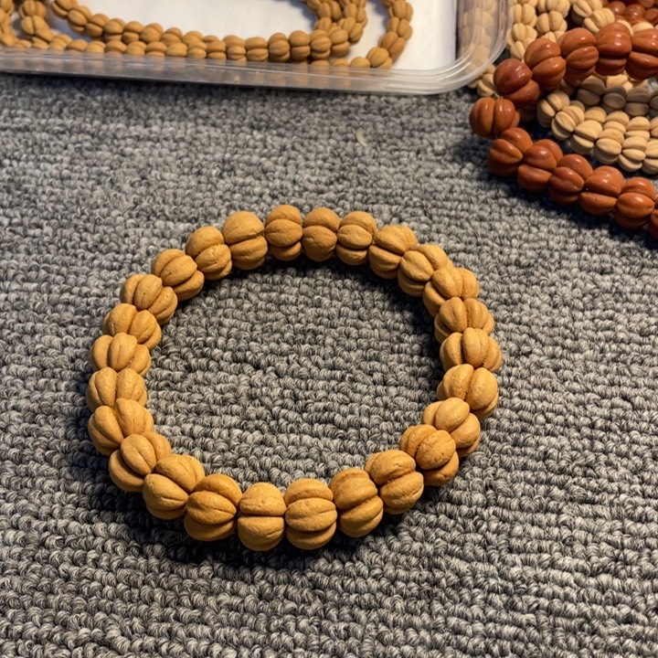 哎***喂手串文玩核桃13mm手串