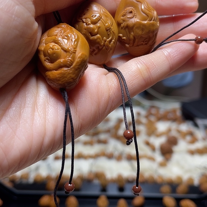 橄榄核手串/手链猴鼠羊