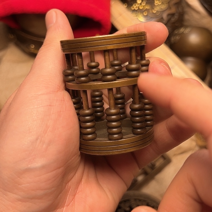 文玩铜器做工精良