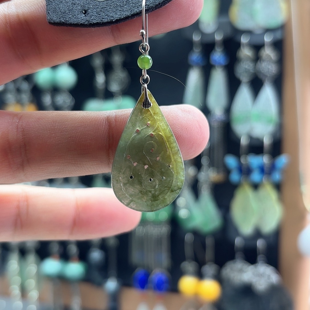 银S925镶嵌翡翠耳饰