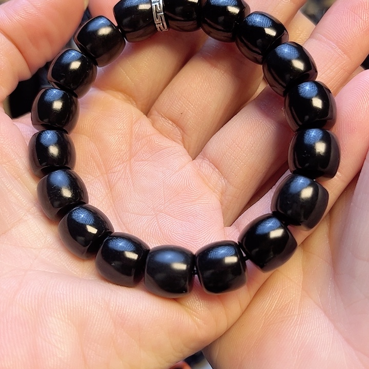 和田玉手链未镶嵌卡12直切羊脂