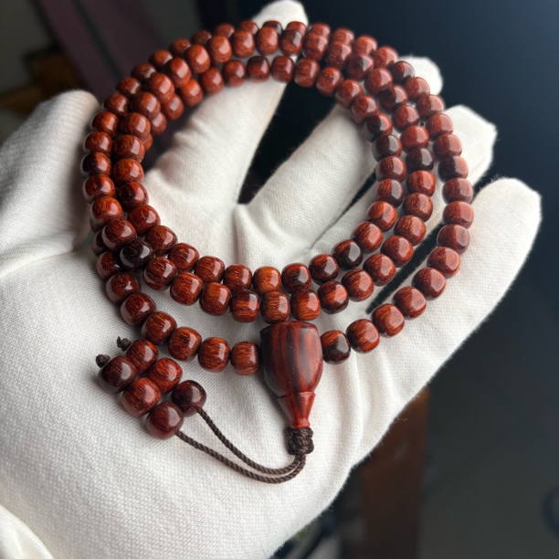 特品·小叶紫檀黑飘红7/8老型108手链，一物一拍