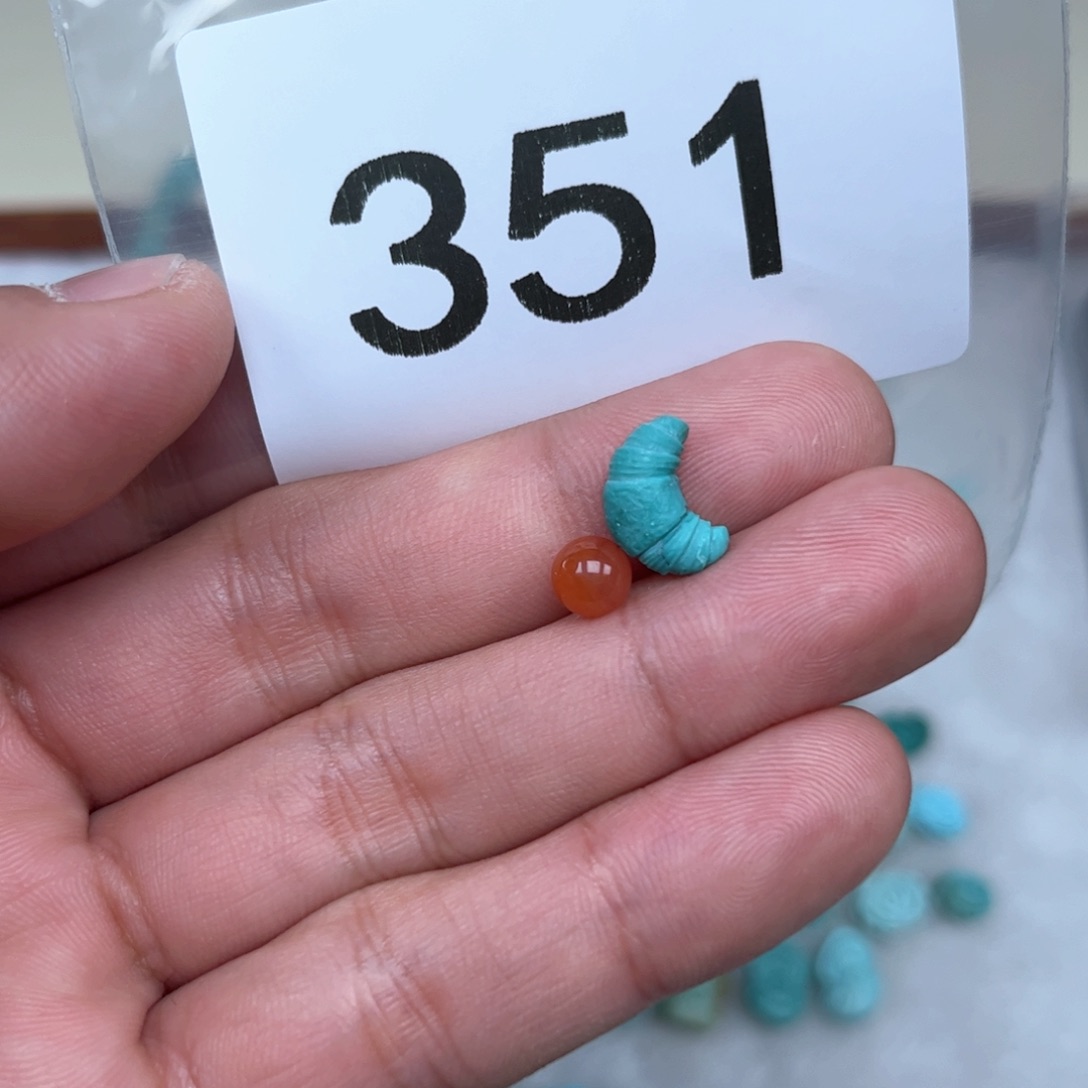 南红玛瑙未镶嵌珠宝奇石