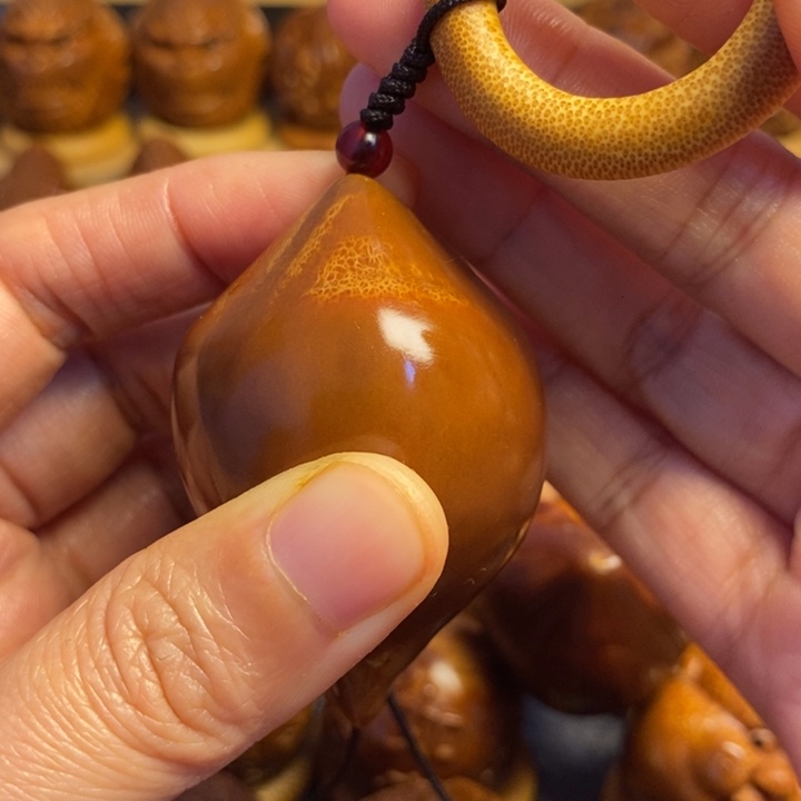 【闪购商品】香榧木橄榄核雕刻39单面