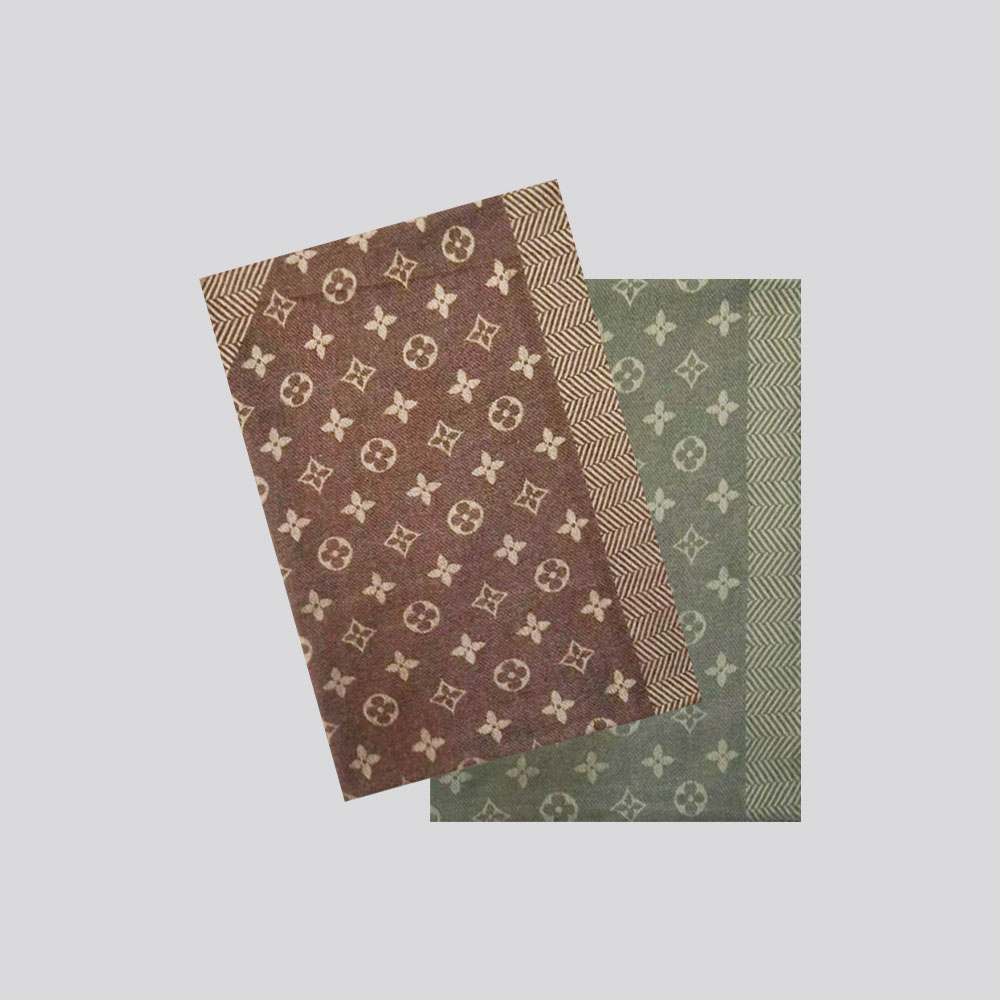 金钱印花三角披肩