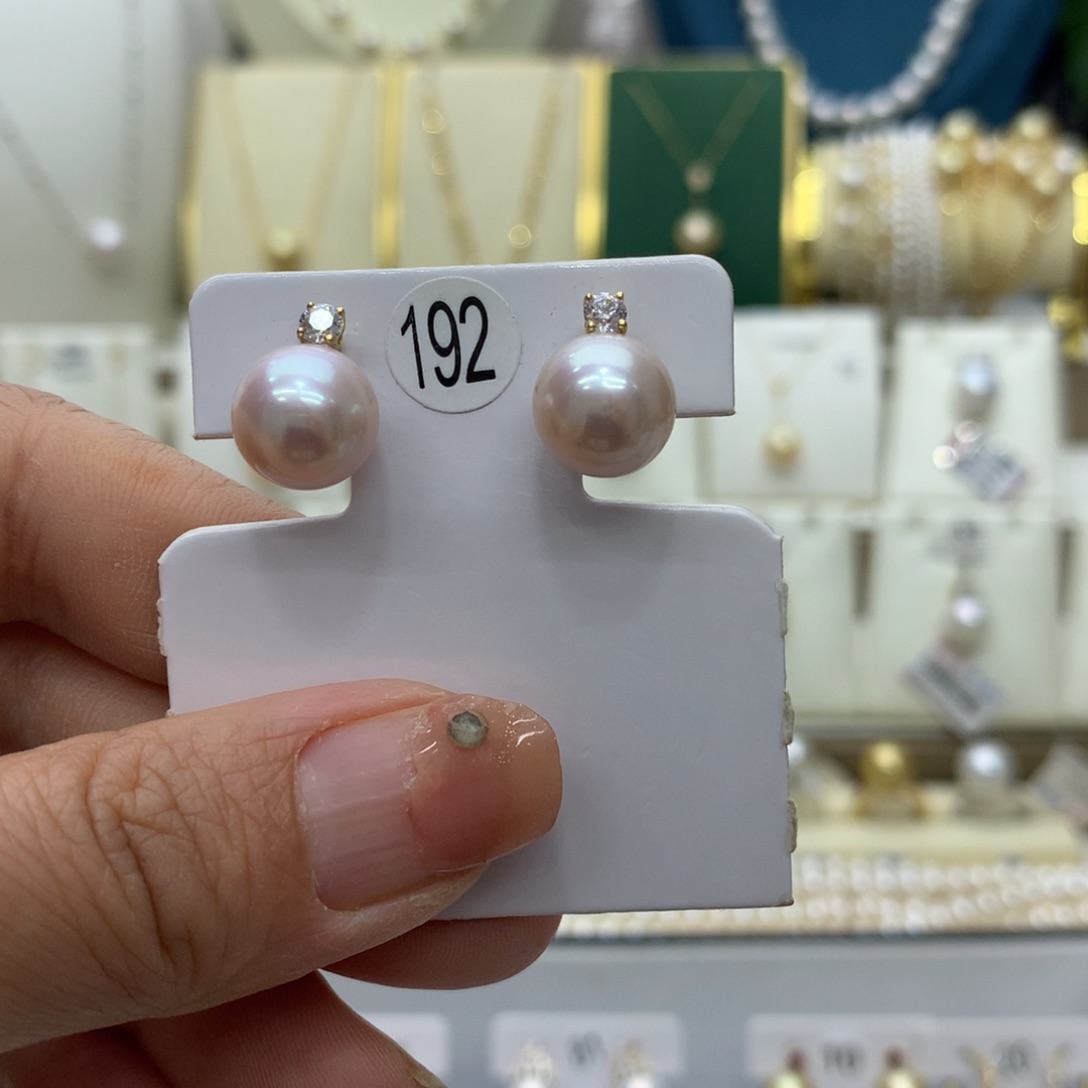 18K金镶嵌淡水珍珠耳饰