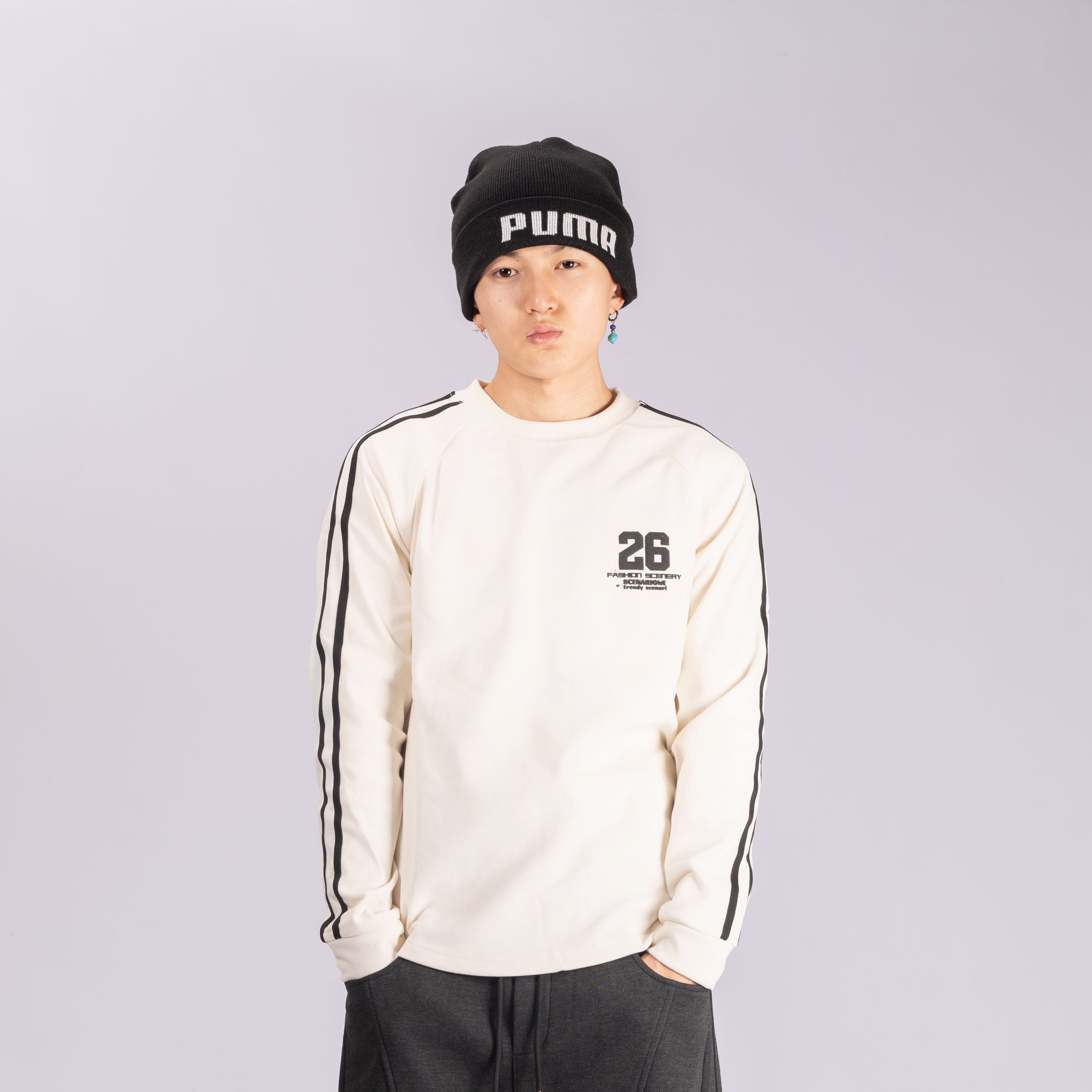 BFOV 数字46印花可内搭无帽卫衣【4145】