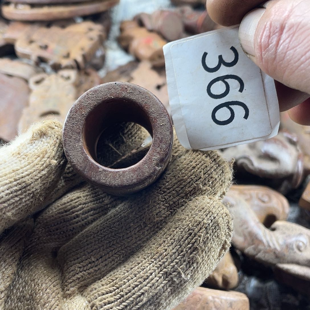 和田玉（糖玉）未镶嵌挂件