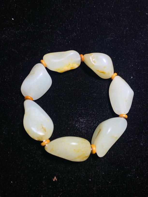 新疆和田玉手串63.4克