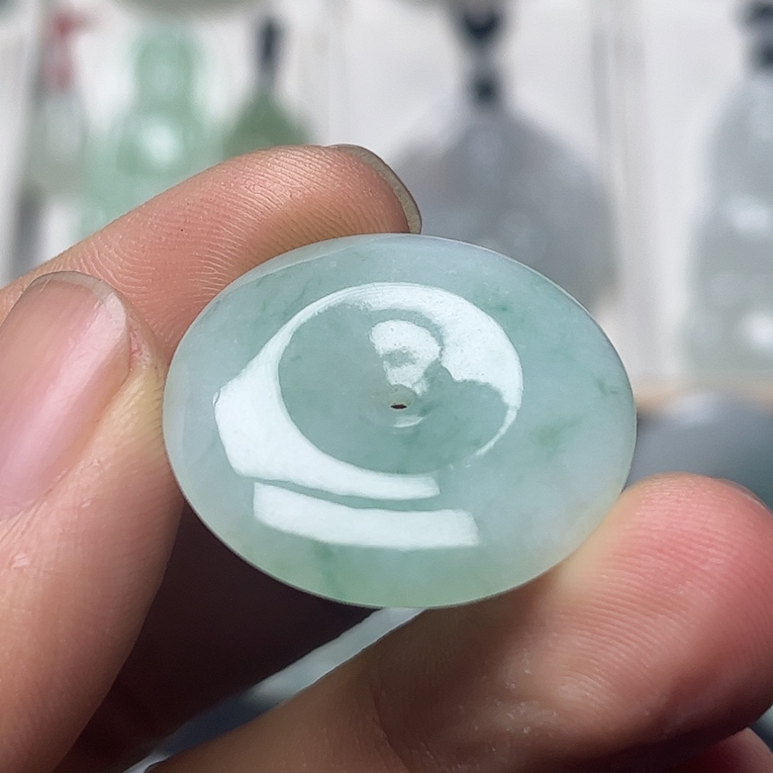 翡翠未镶嵌颈饰缅甸天然翡翠