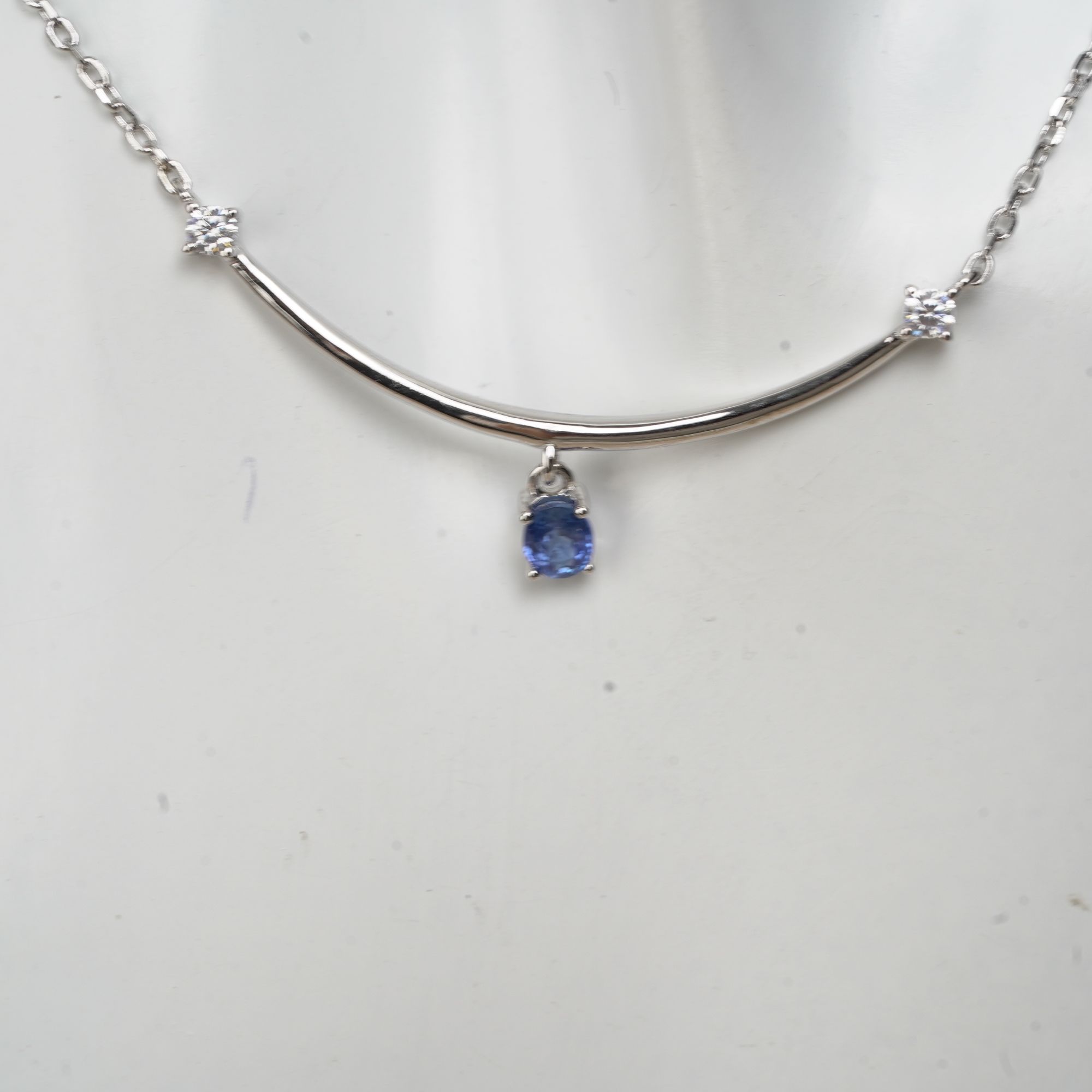 JSLBX0821-蓝宝石项链（单颗：35分）