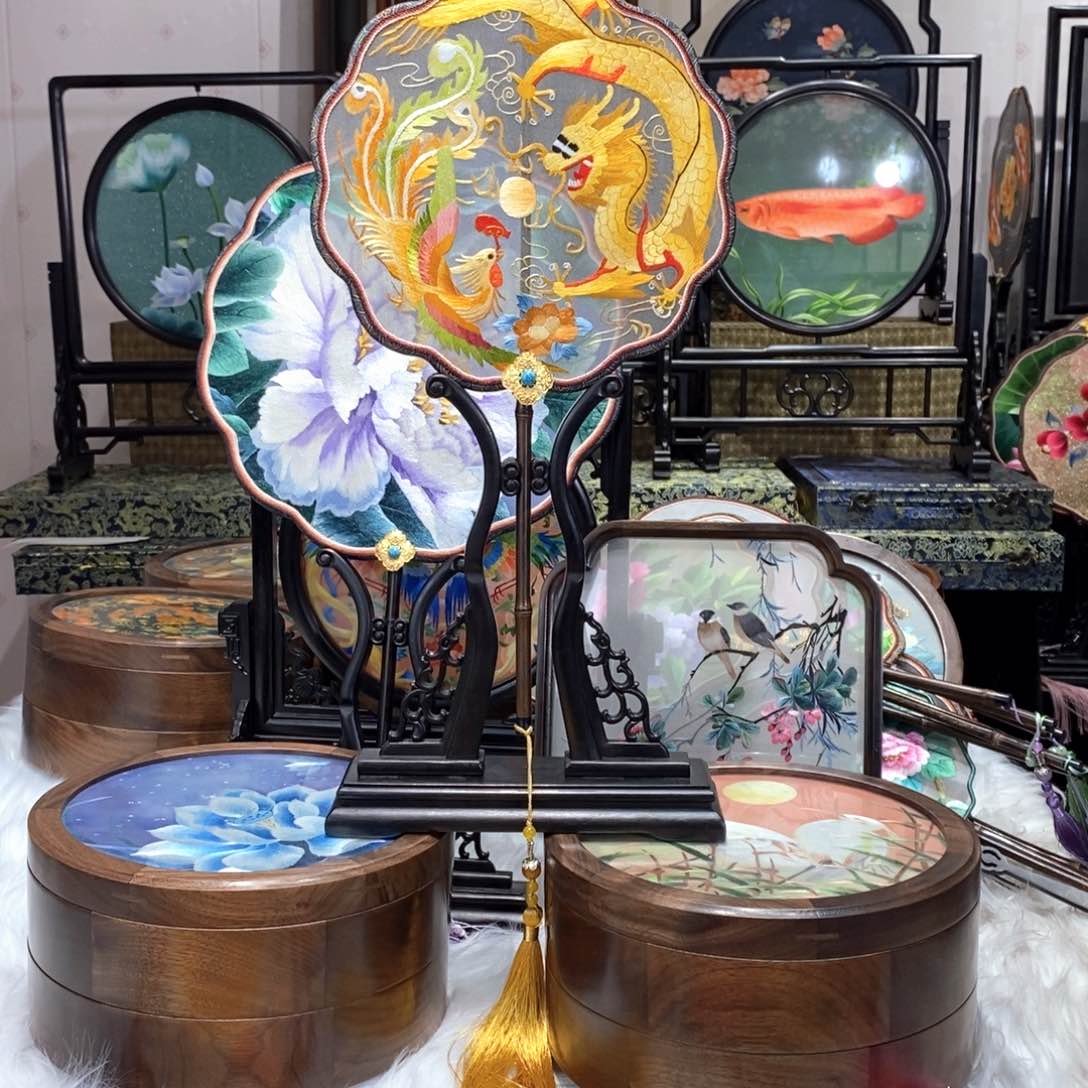 刺绣密****房苏州纯手工制作