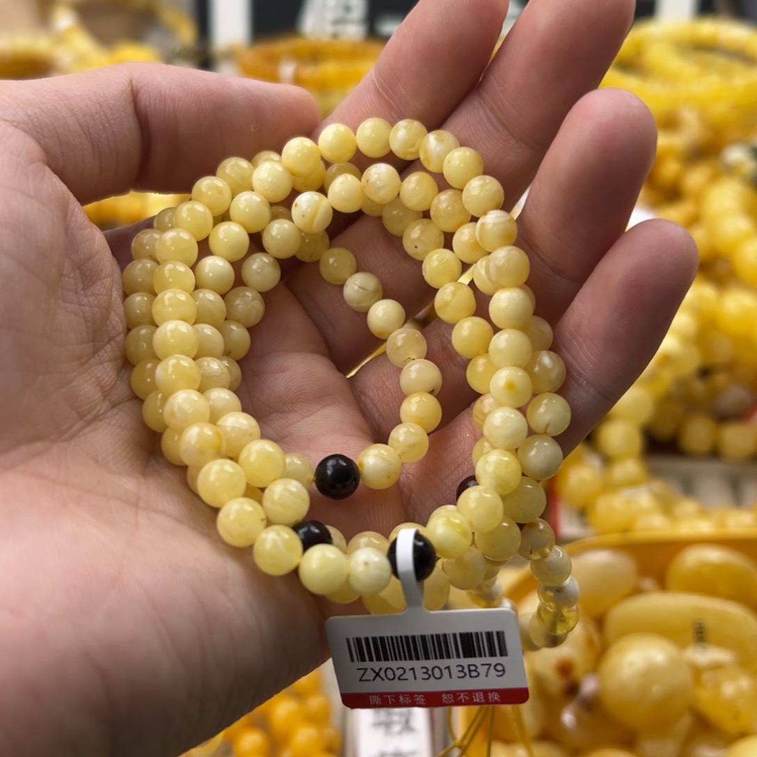 琥珀珠宝奇石未镶嵌