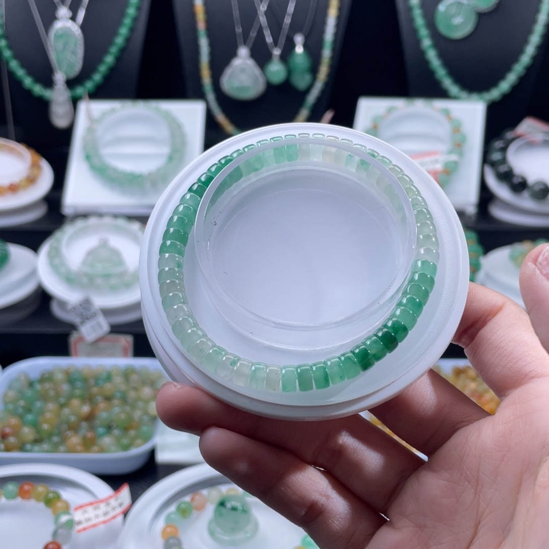 石英质玉（非洲翠）未镶嵌手串