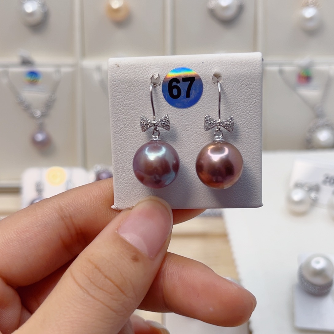 ****এ银S925镶嵌耳饰淡水珍珠