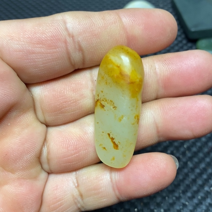 和田玉珠宝奇石未镶嵌