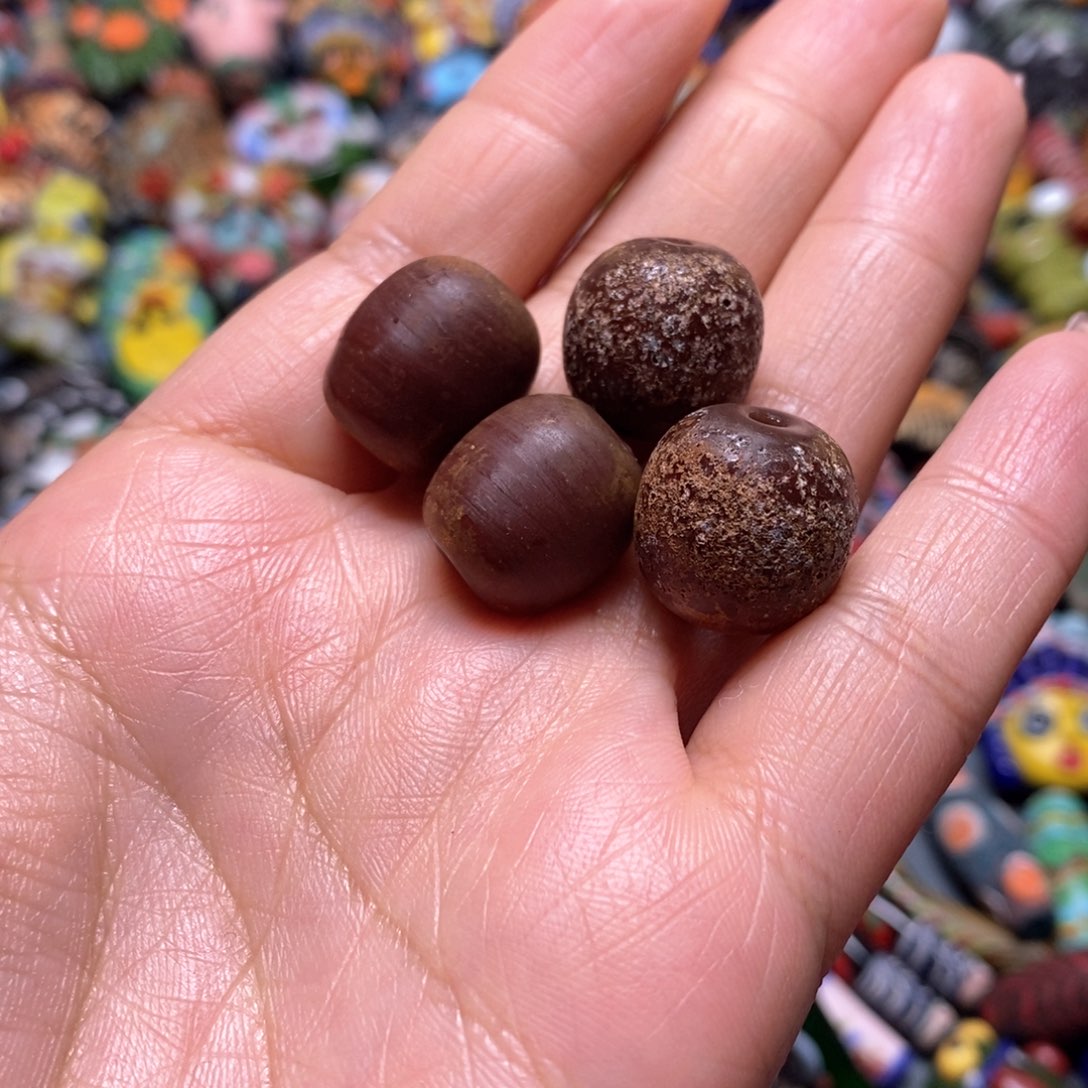 琉璃颈饰印度尼西亚咖色珠子一颗