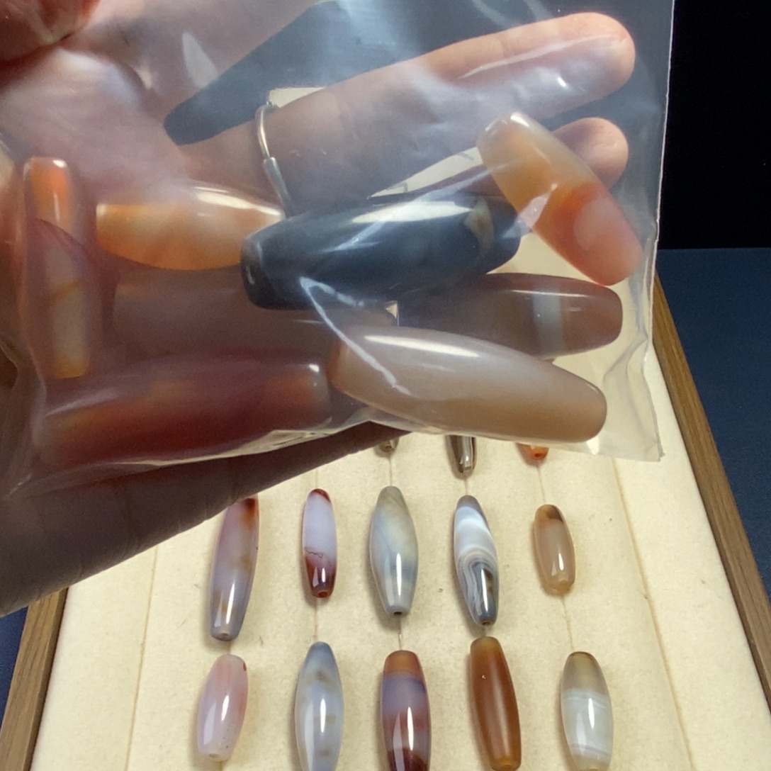 二***雷玛瑙/玉髓未镶嵌颈饰