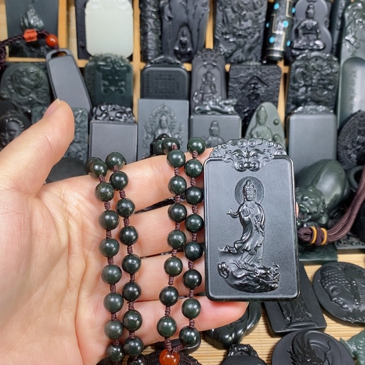 和田玉（青玉）颈饰未镶嵌