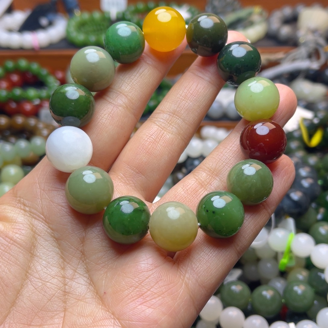 和田玉未镶嵌手链