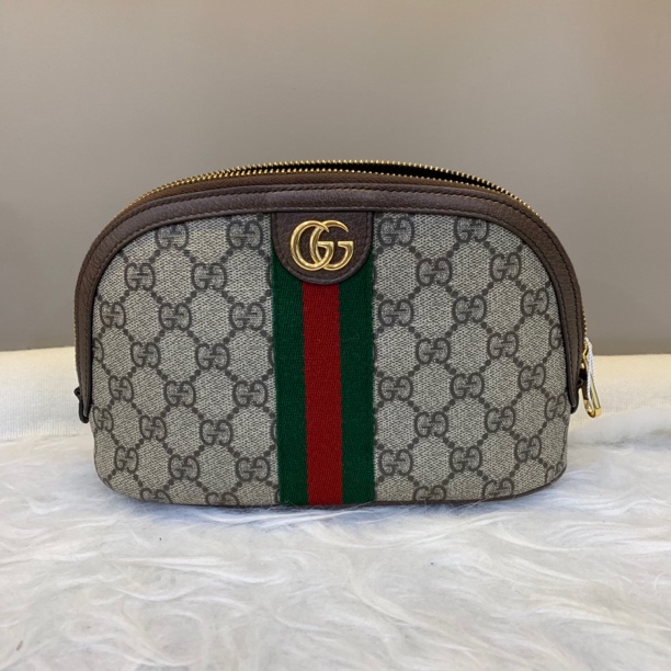95新 GUCCI/古驰 老花贝壳包经典款式手拿包时尚