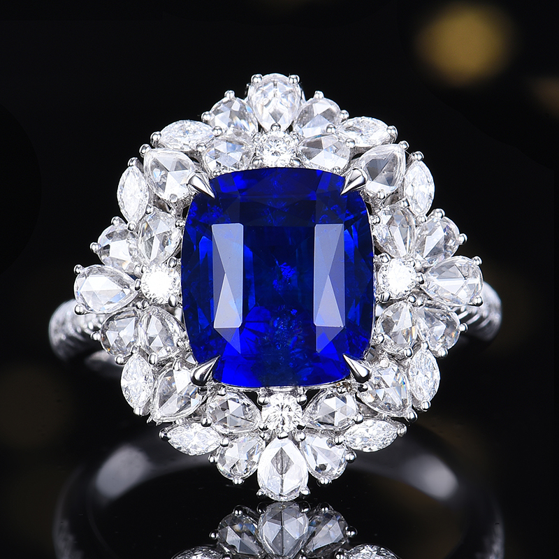 卡莱诗主石4.15克拉 18K金 天然斯里兰卡皇家蓝蓝宝石戒指/吊坠