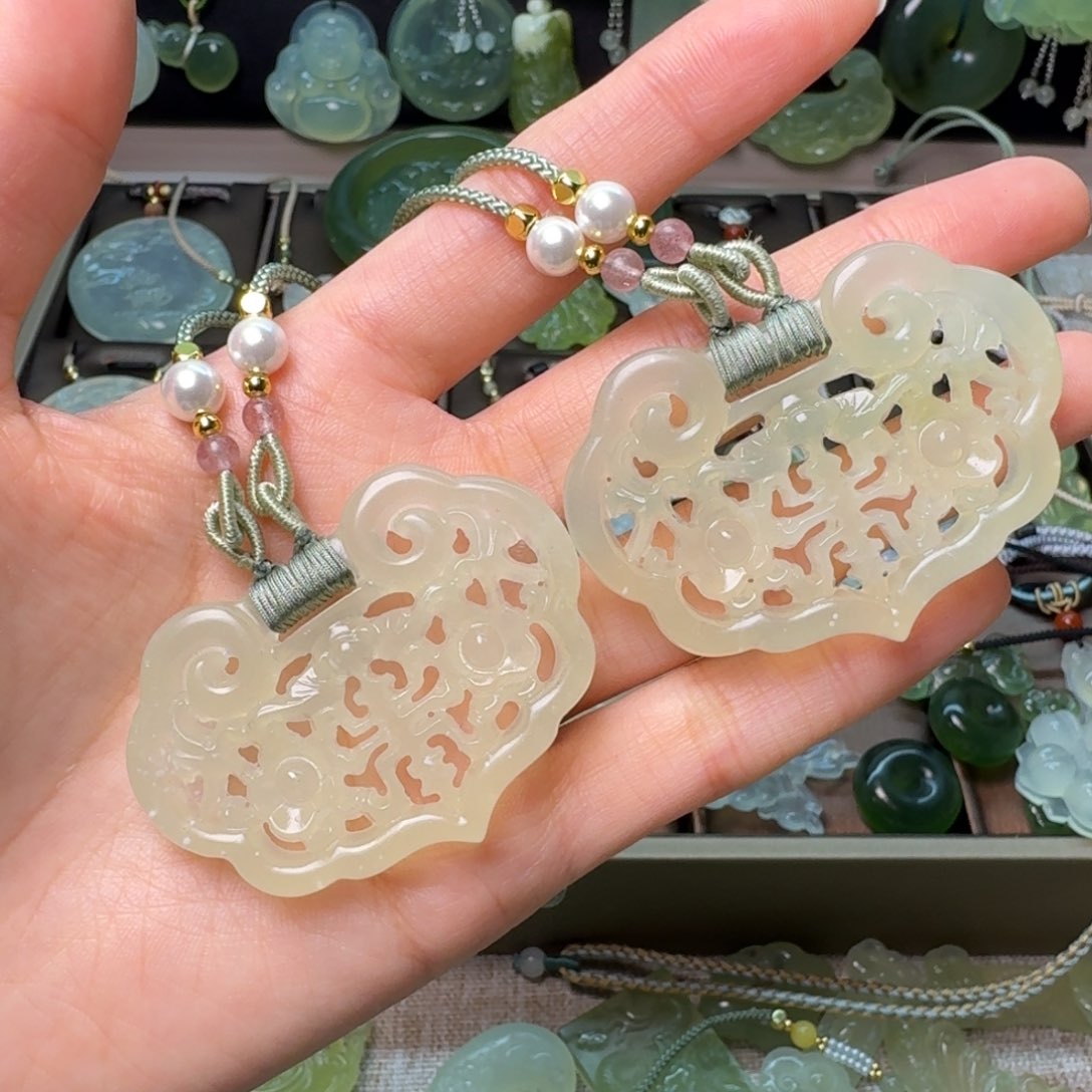 蛇纹石玉项链未镶嵌一个