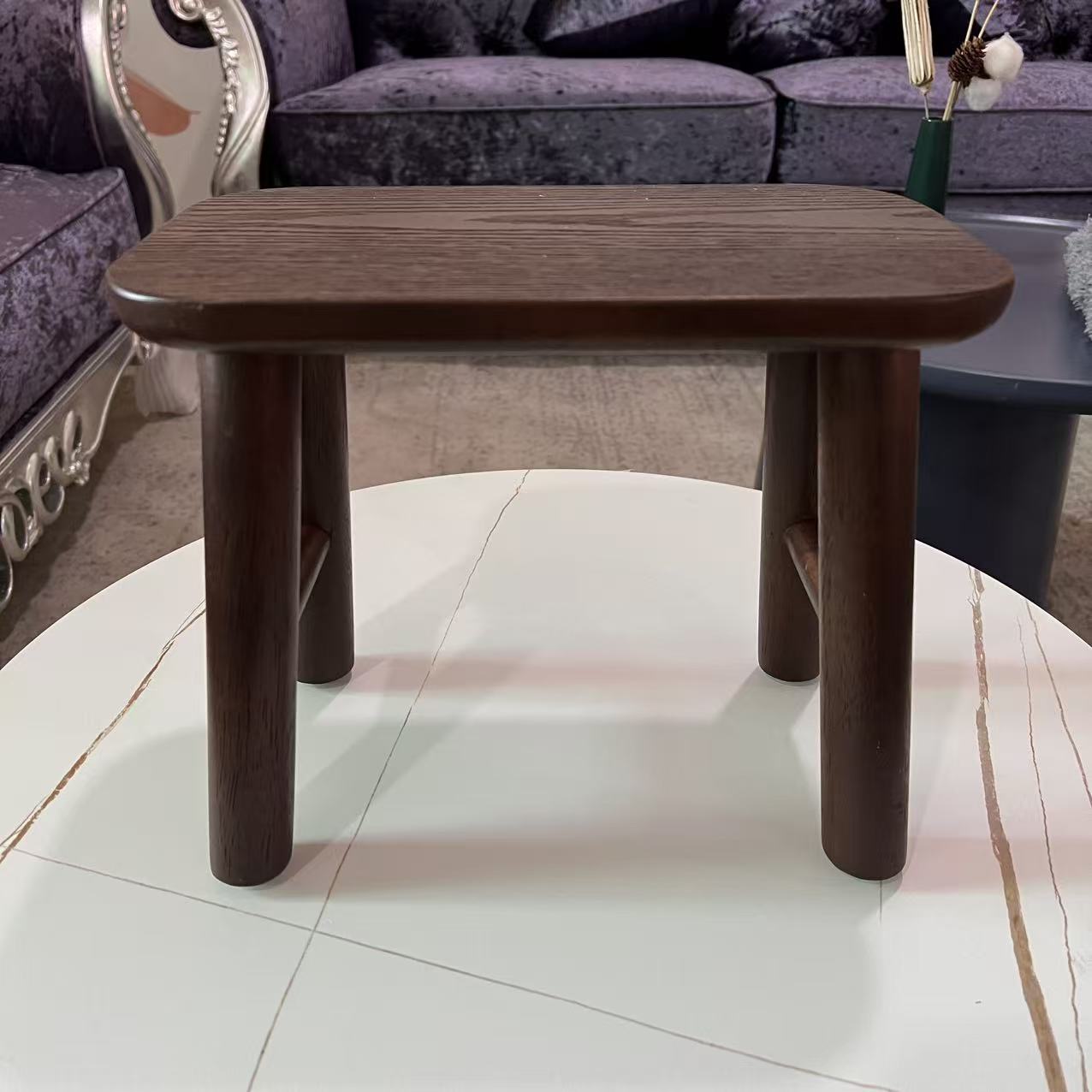 GZ胡桃色实木休闲小凳子 尺寸：0.3*0.18*0.25