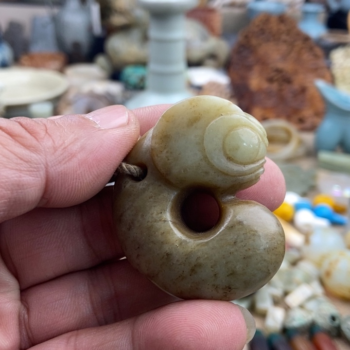 和田玉（糖玉）未镶嵌挂件小挂件