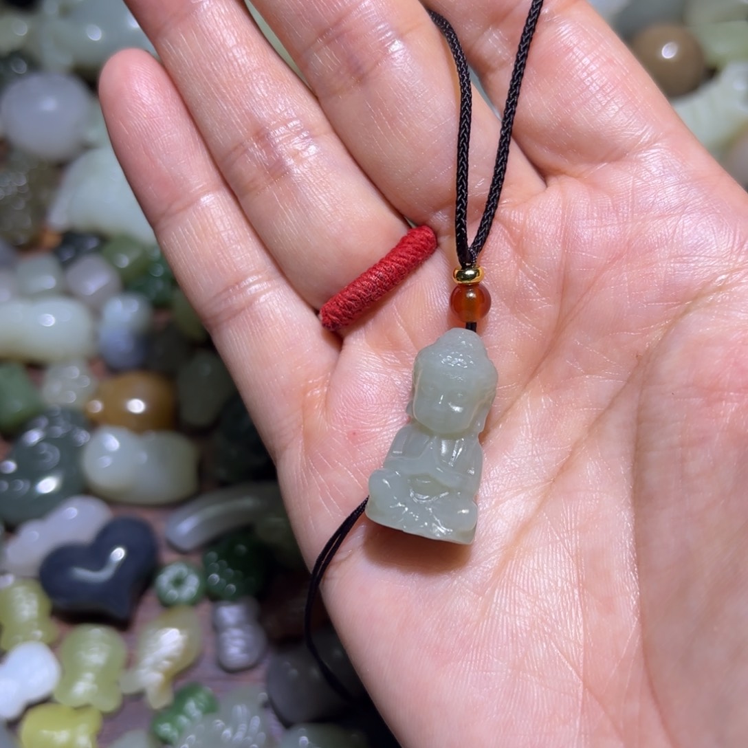 和田玉未镶嵌珠宝半成品