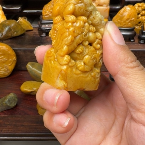 寿山石其他不**位田黄印章