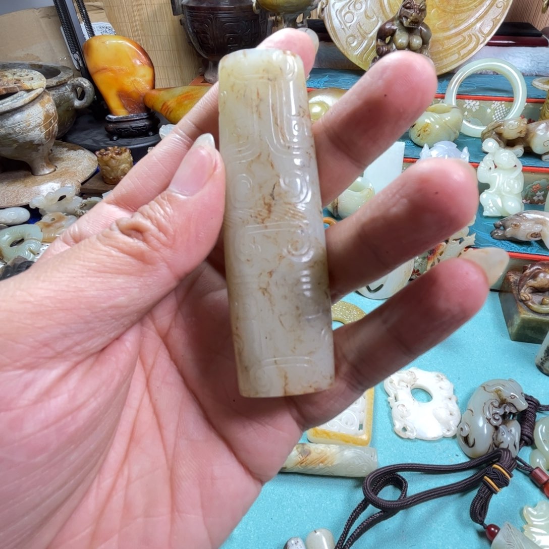 和田玉未镶嵌颈饰K****