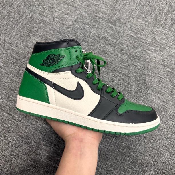 95新 NIKE/耐克 44码 AJ1 白绿 无盒 球鞋