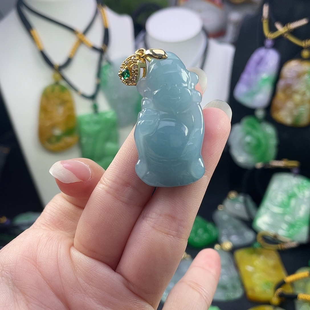 吊坠(赠链)未镶嵌翡翠