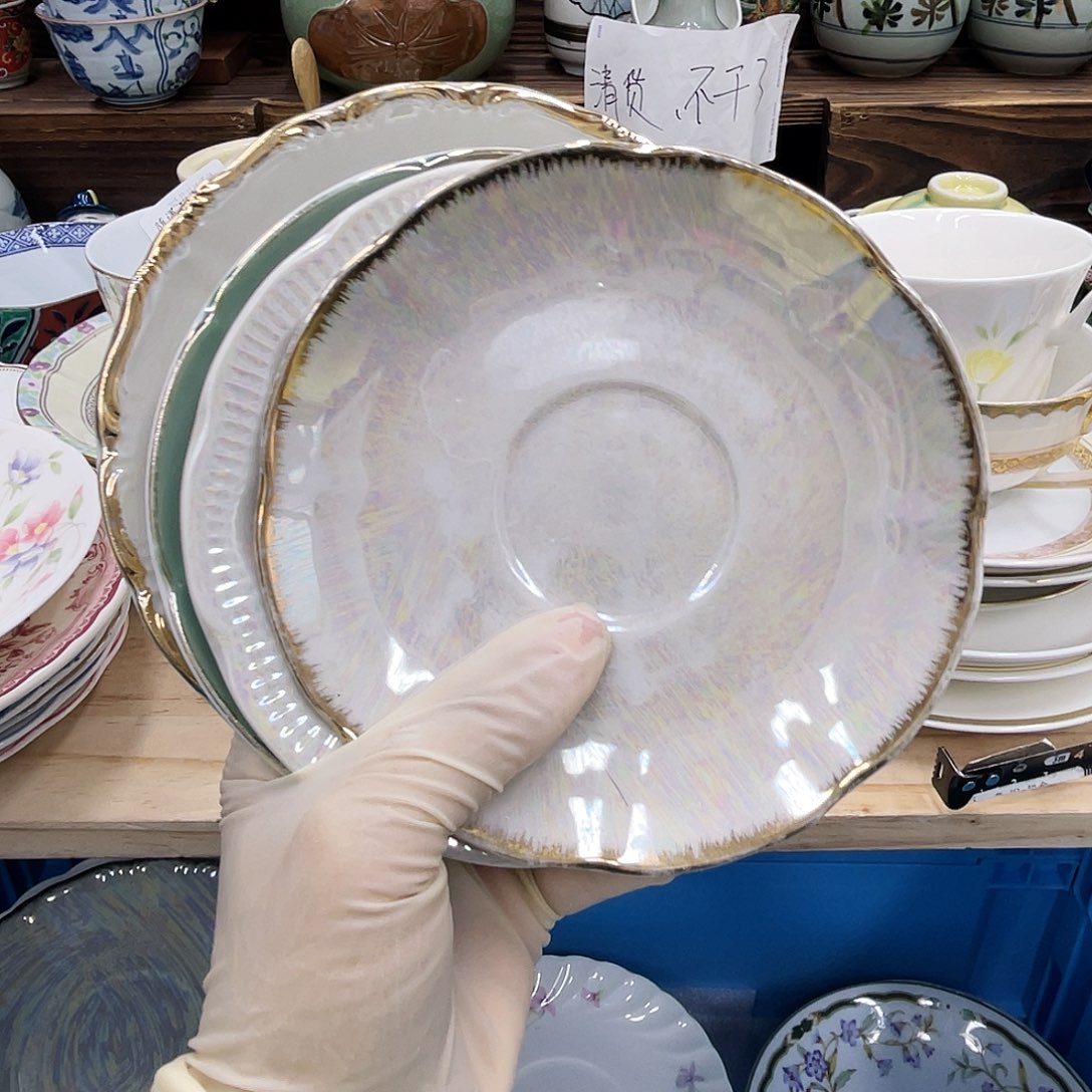 佳***店鹿屋家的美丽瓷器呀