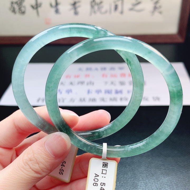 翡翠未镶嵌手镯翡翠手镯25