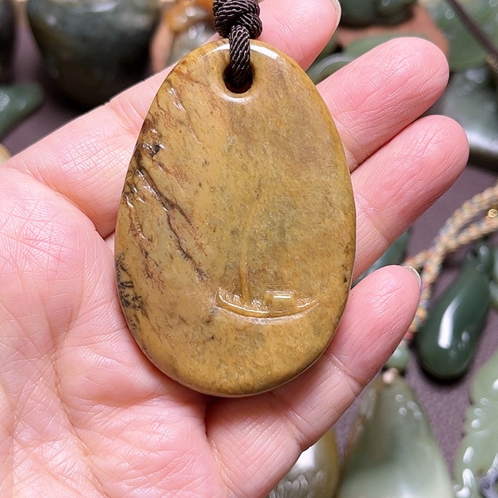 岫岩河磨玉（透闪石质玉）手绳未镶嵌